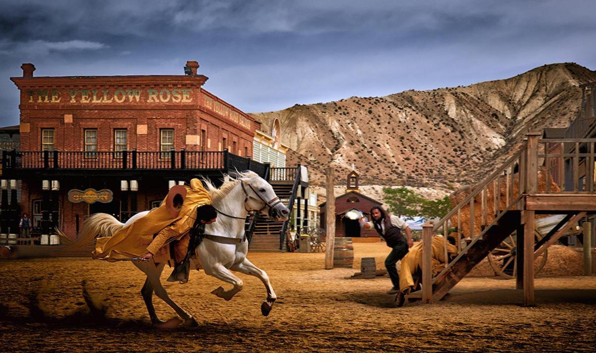 Alojamiento Las Dunas Guest House Tabernas Exterior photo